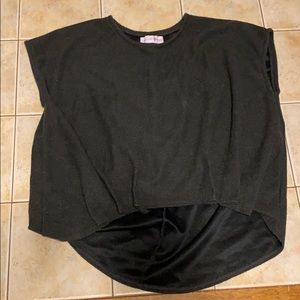 Grey flow top, never worn